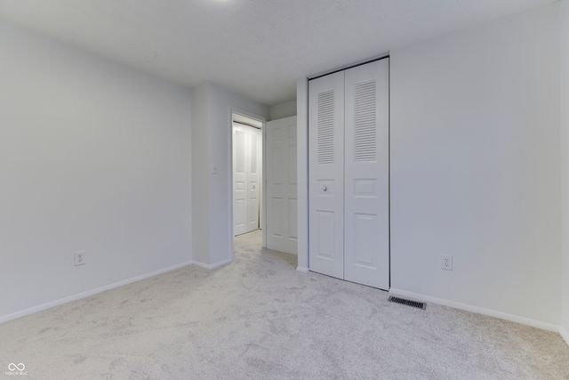 1250 Commission Road, Greenwood, IN 46142