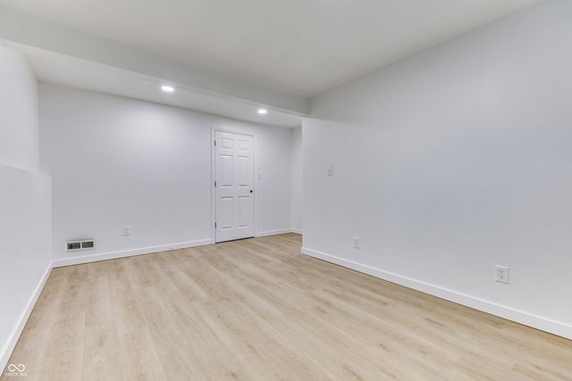 1250 Commission Road, Greenwood, IN 46142