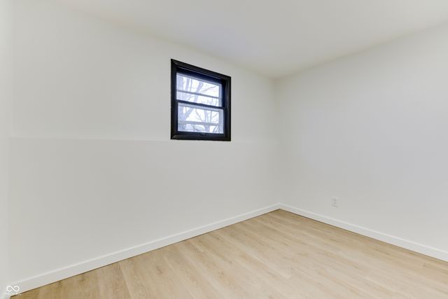 1250 Commission Road, Greenwood, IN 46142