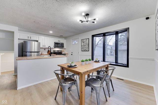 1250 Commission Road, Greenwood, IN 46142