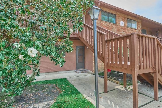 801 River Road 105D, Montgomery, TX 77356