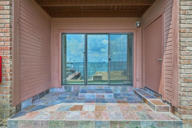 801 River Road 105D, Montgomery, TX 77356