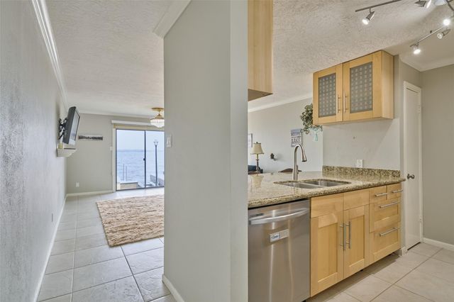 801 River Road 105D, Montgomery, TX 77356