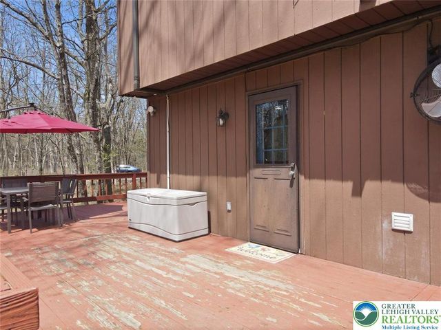 54 Berry Lane, Penn Forest Twp, PA 18229