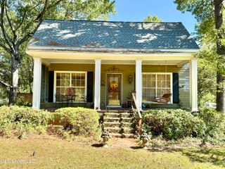 309 S Jackson Street, Crystal Springs, MS 39059