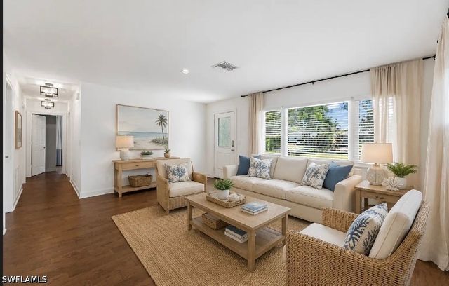 1175 9th AVE N, Naples, FL 34102