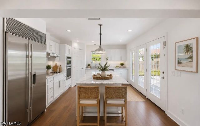 1175 9th AVE N, Naples, FL 34102