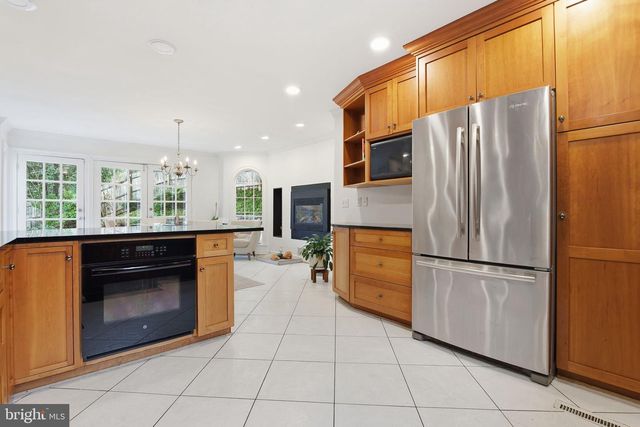 4800 SCARSDALE RD, Bethesda, MD 20816