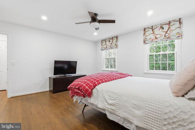 4800 SCARSDALE RD, Bethesda, MD 20816