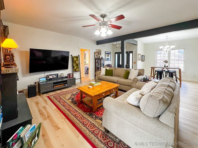 16929 W 736 Road, Tahlequah, OK 74464