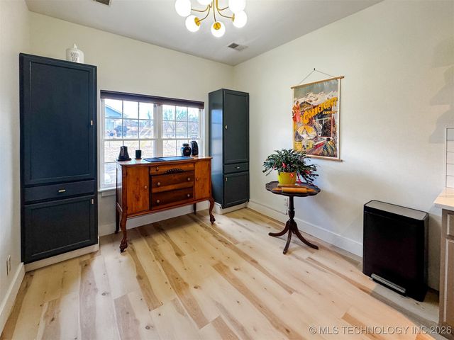 16929 W 736 Road, Tahlequah, OK 74464