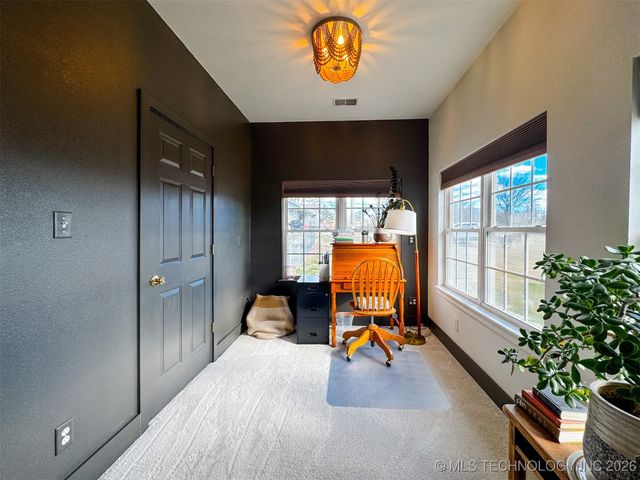 16929 W 736 Road, Tahlequah, OK 74464