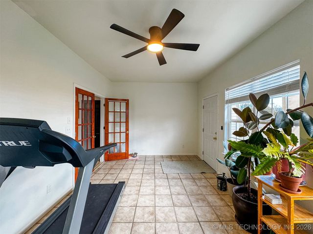 16929 W 736 Road, Tahlequah, OK 74464