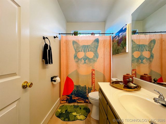 16929 W 736 Road, Tahlequah, OK 74464