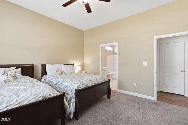 73 Sugarmaple Way, Youngsville, NC 27596