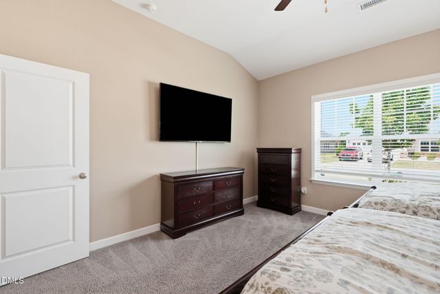 73 Sugarmaple Way, Youngsville, NC 27596