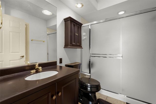 3350 W CHELMSFORD COURT 13, Sarasota, FL 34235