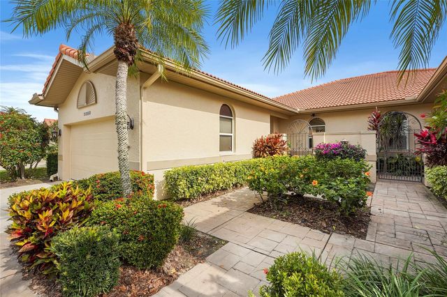 3350 W CHELMSFORD COURT 13, Sarasota, FL 34235