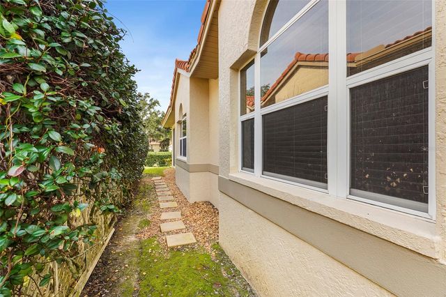 3350 W CHELMSFORD COURT 13, Sarasota, FL 34235
