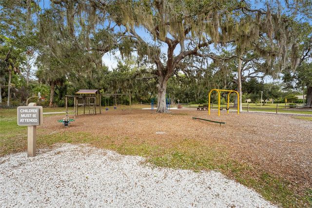 3350 W CHELMSFORD COURT 13, Sarasota, FL 34235