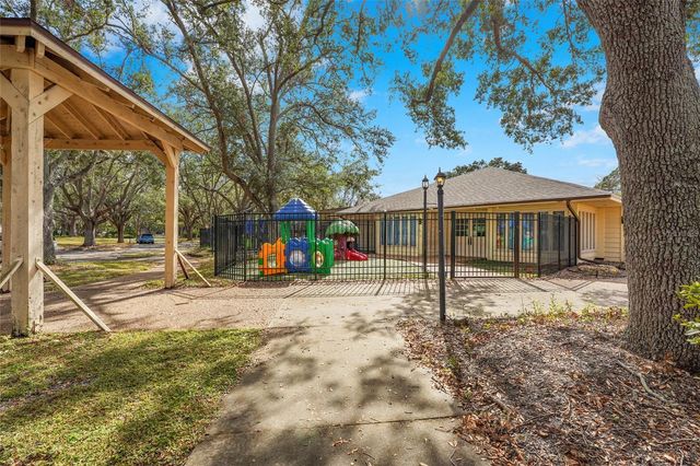 3350 W CHELMSFORD COURT 13, Sarasota, FL 34235