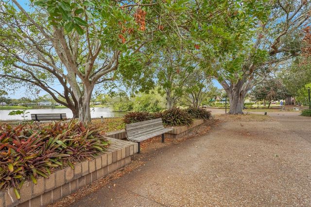3350 W CHELMSFORD COURT 13, Sarasota, FL 34235