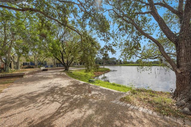3350 W CHELMSFORD COURT 13, Sarasota, FL 34235