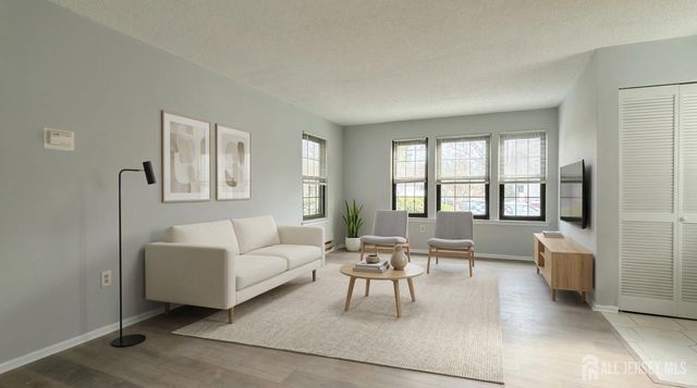 148 Wycoff Way, East Brunswick, NJ 08816