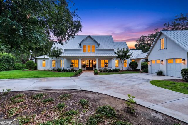 102 Adams Drive, St. Simons, GA 31522