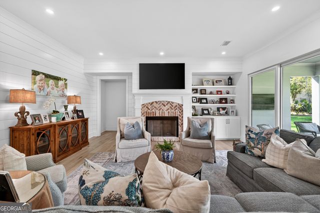 102 Adams Drive, St. Simons, GA 31522