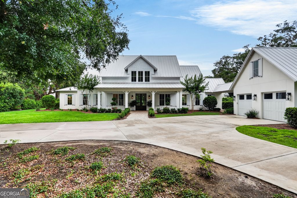 102 Adams Drive, St. Simons, GA 31522