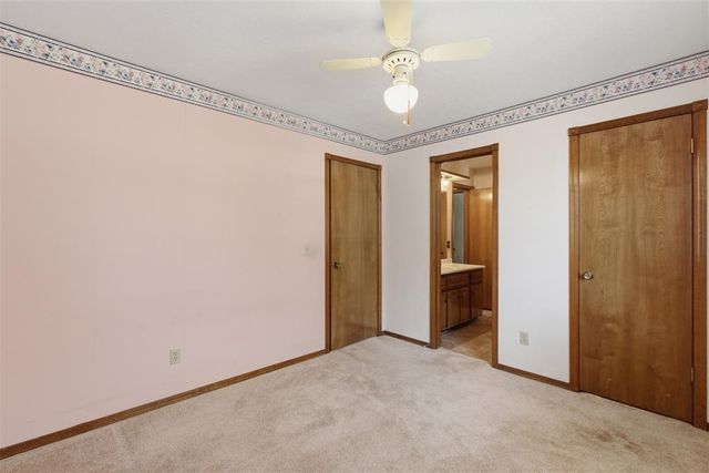 631 S Lariat Drive, Mustang, OK 73064