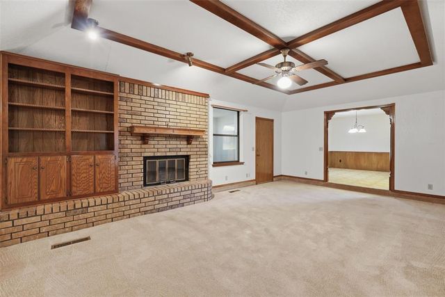 631 S Lariat Drive, Mustang, OK 73064
