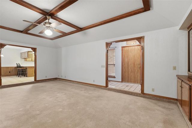 631 S Lariat Drive, Mustang, OK 73064