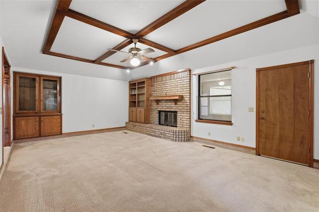 631 S Lariat Drive, Mustang, OK 73064