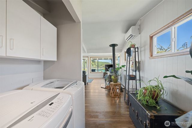 2519 Island Drive NW, Olympia, WA 98502