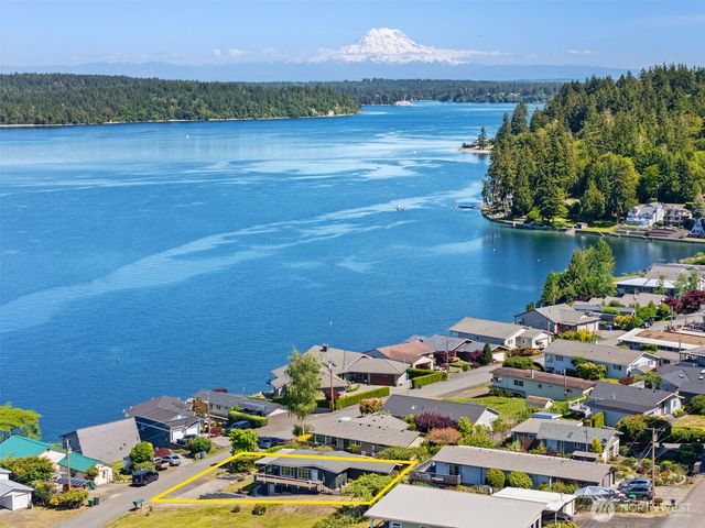 2519 Island Drive NW, Olympia, WA 98502