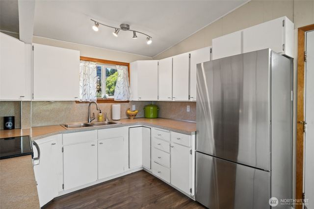 2519 Island Drive NW, Olympia, WA 98502