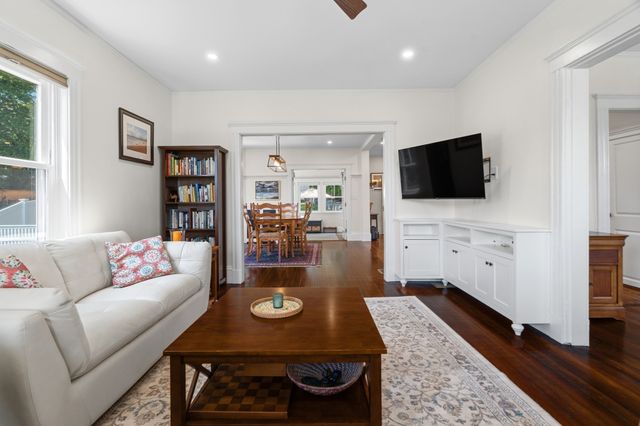 23 Doncaster St, Boston, MA 02131