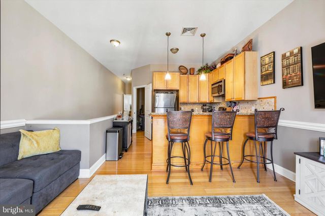 514 TITAN ST, Philadelphia, PA 19147