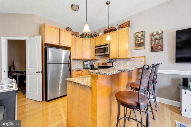 514 TITAN ST, Philadelphia, PA 19147