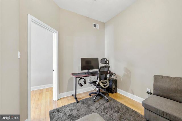 514 TITAN ST, Philadelphia, PA 19147
