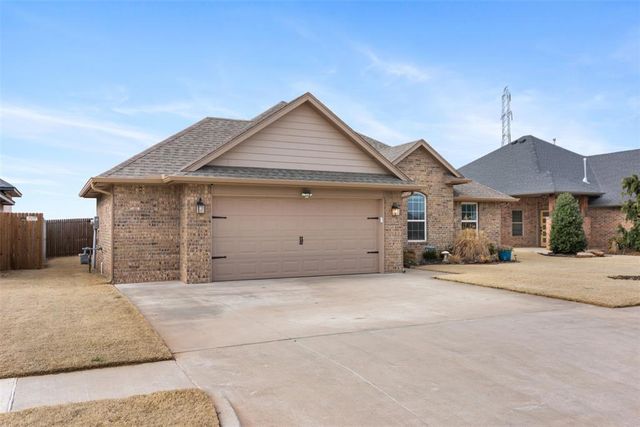 7309 Elaine Street, Yukon, OK 73099
