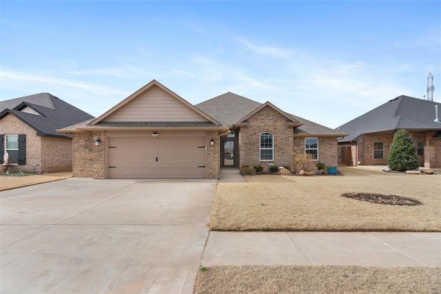 7309 Elaine Street, Yukon, OK 73099