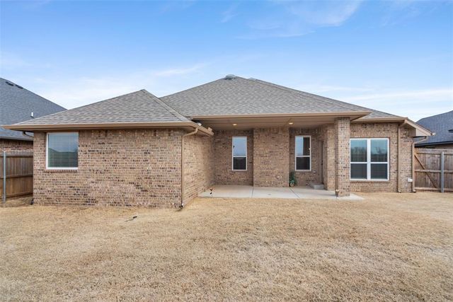 7309 Elaine Street, Yukon, OK 73099