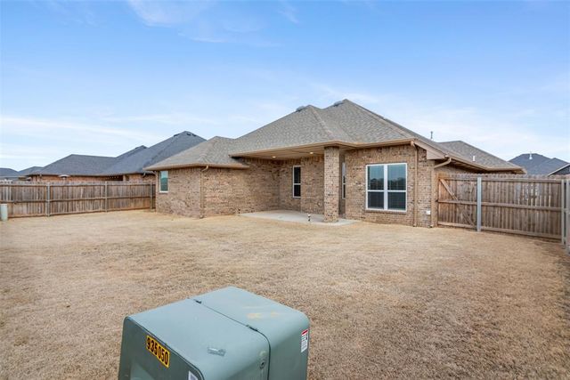 7309 Elaine Street, Yukon, OK 73099