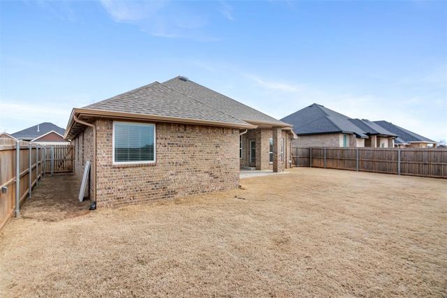 7309 Elaine Street, Yukon, OK 73099