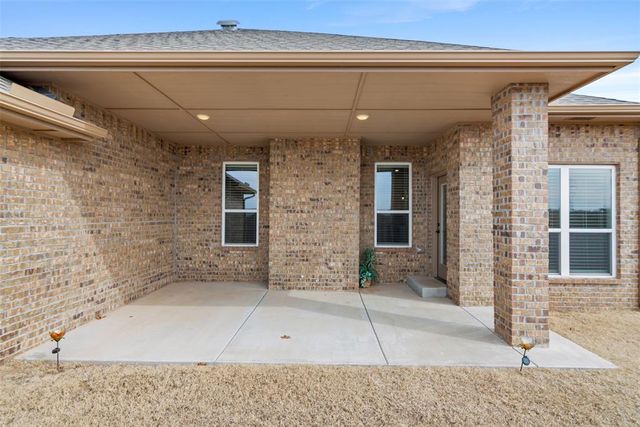 7309 Elaine Street, Yukon, OK 73099