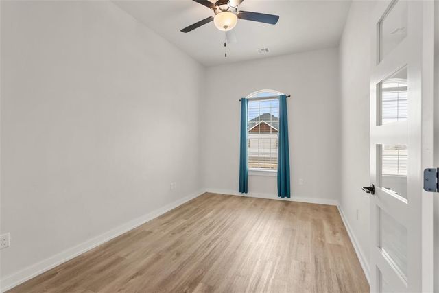 7309 Elaine Street, Yukon, OK 73099