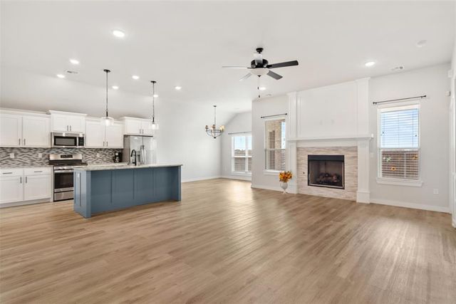 7309 Elaine Street, Yukon, OK 73099